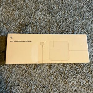 Apple 85W MagSafe 2 Power Adapter